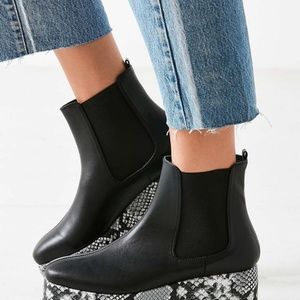 Urban Outfitters platform boot